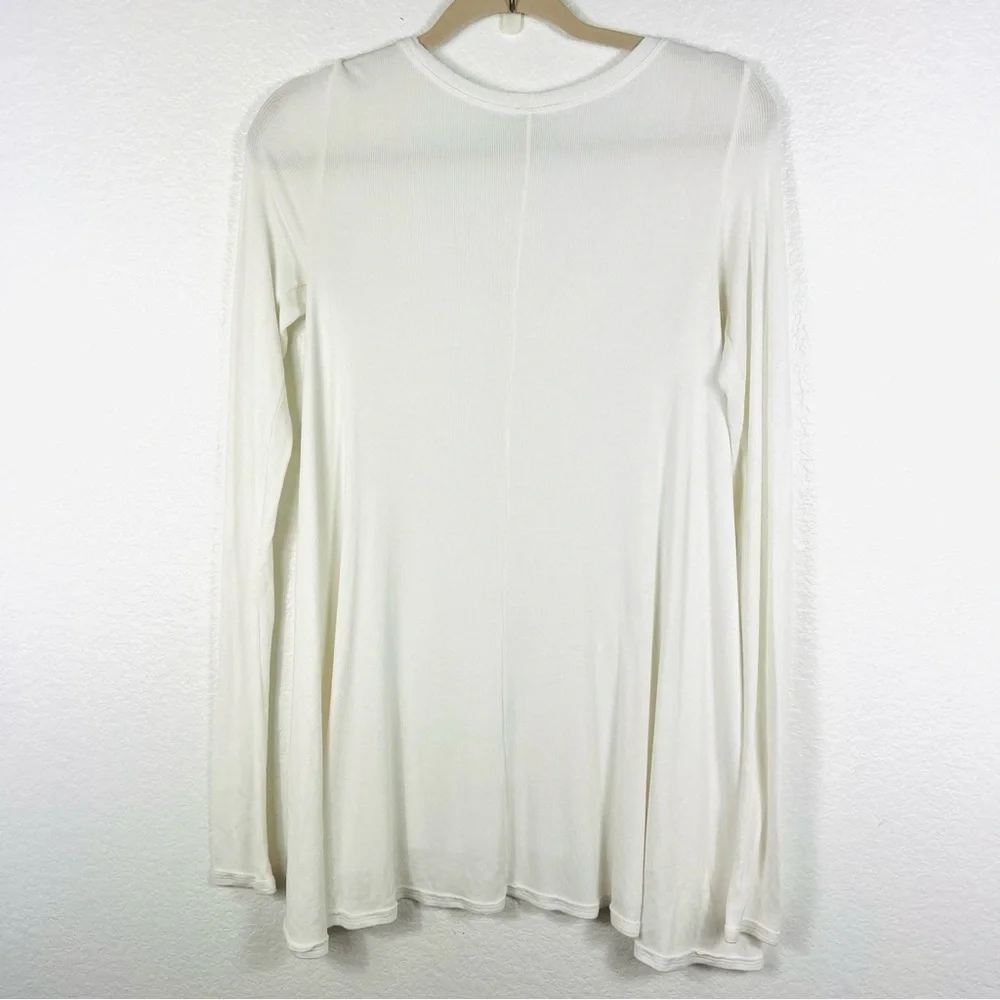 Free people long sleeve top in white color size S